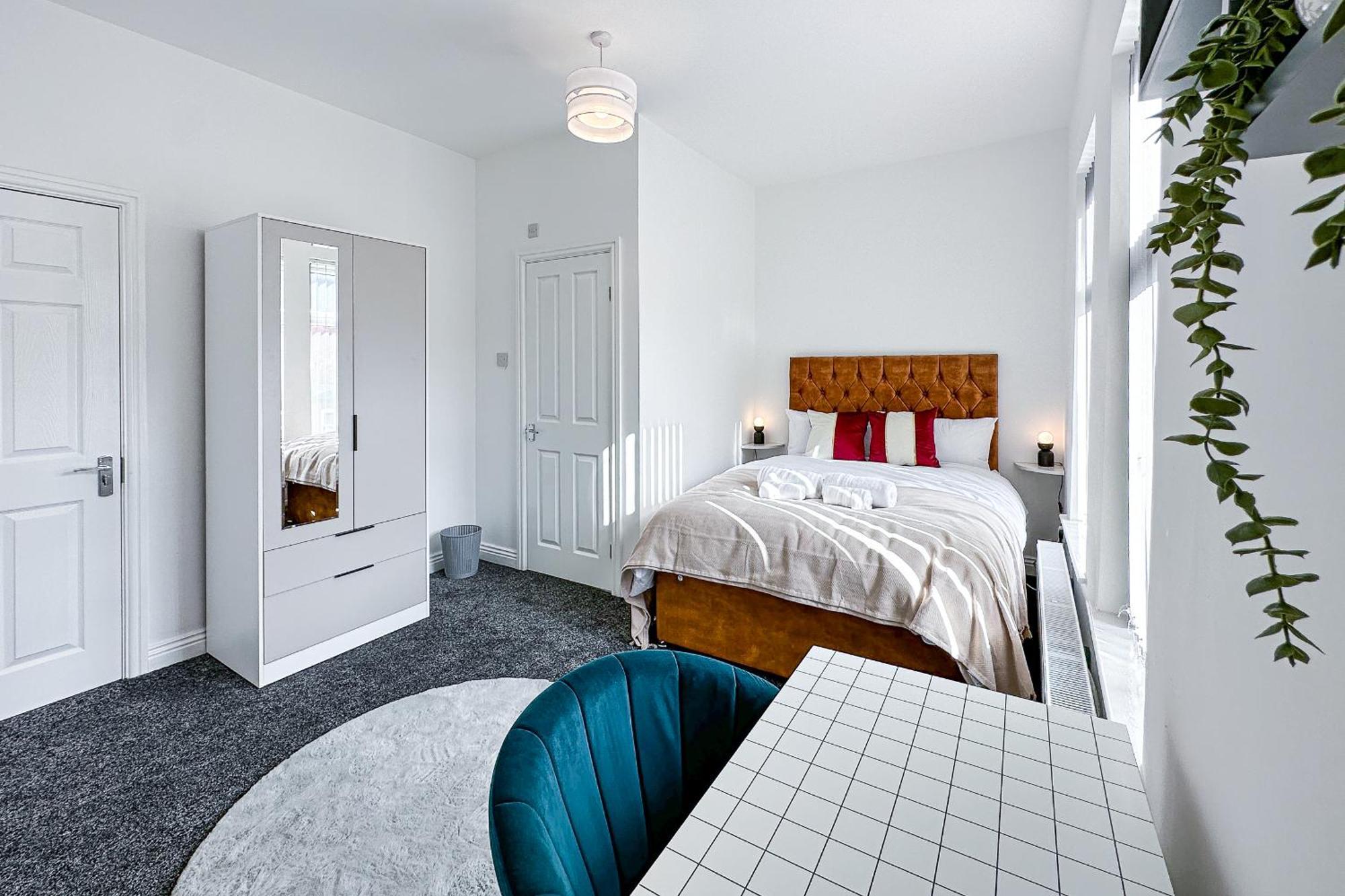 Ashfield Co-Living - Private Room Self-Cater マンチェスター エクステリア 写真
