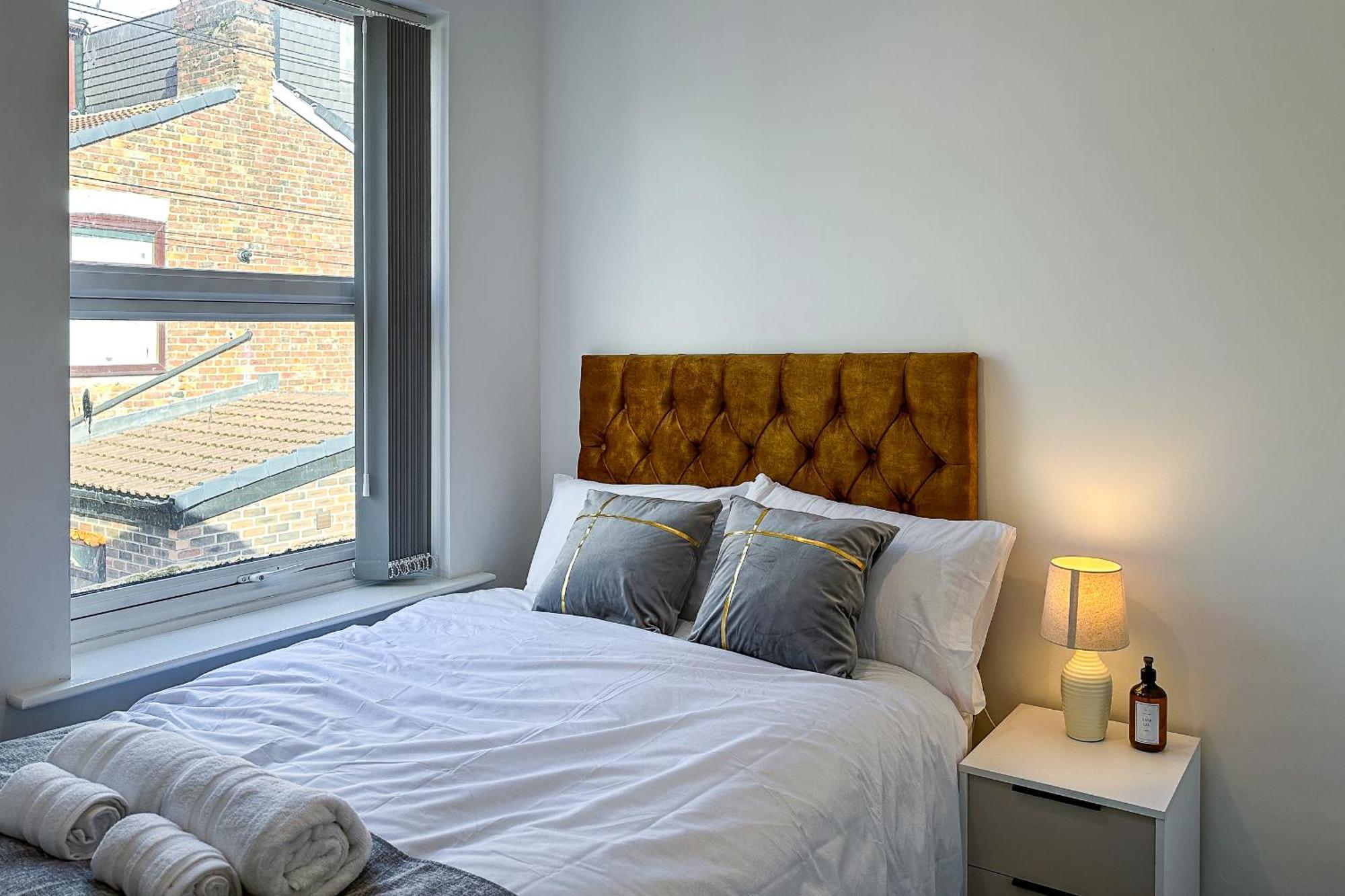 Ashfield Co-Living - Private Room Self-Cater マンチェスター エクステリア 写真